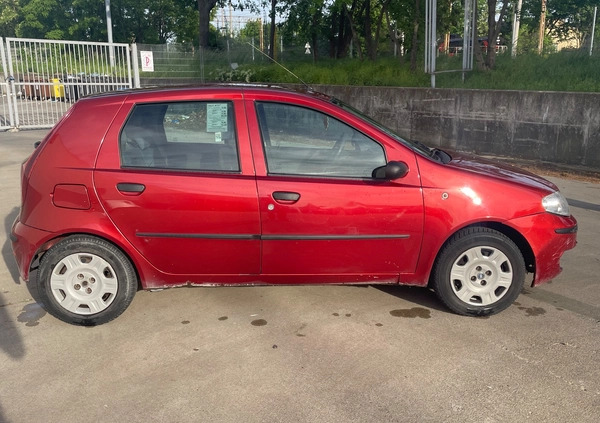 Fiat Punto cena 5900 przebieg: 230000, rok produkcji 2005 z Poznań małe 37